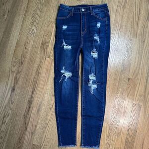 High Rise Distressed/Ripped Raw Hem Skinny Jeans Size 6